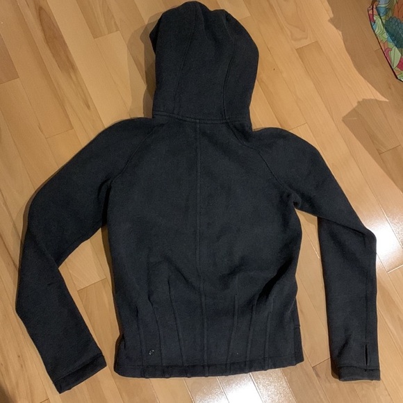 EUC Lululemon Happy Yin Year Hoodie Heathered Black / Soot Light / Black -size 4 - Picture 13 of 16